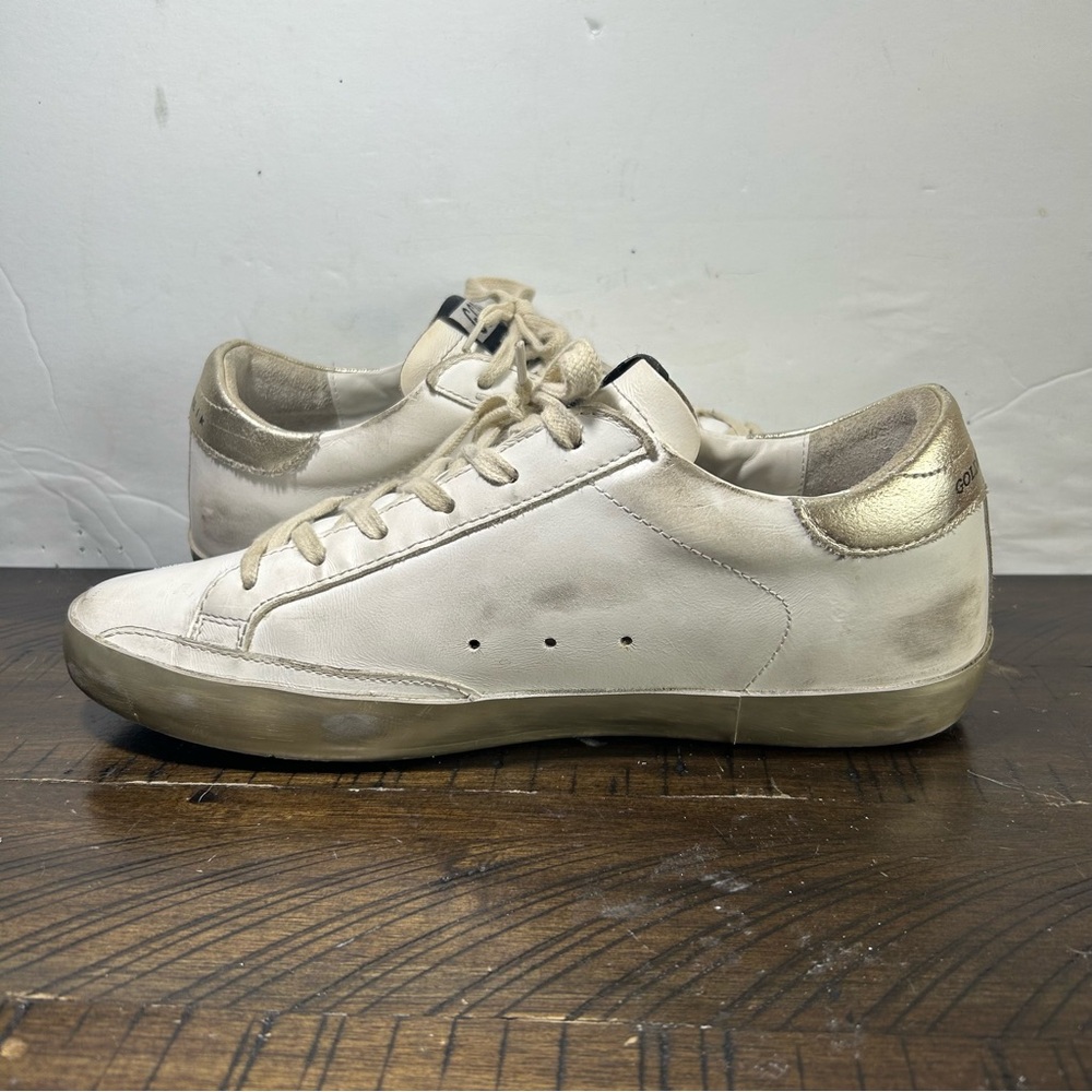 Golden Goose Cream and Gold Sneakers - Picture 5 of 14